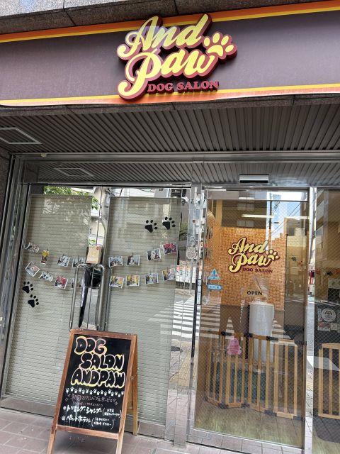 DOGSALON And Paw